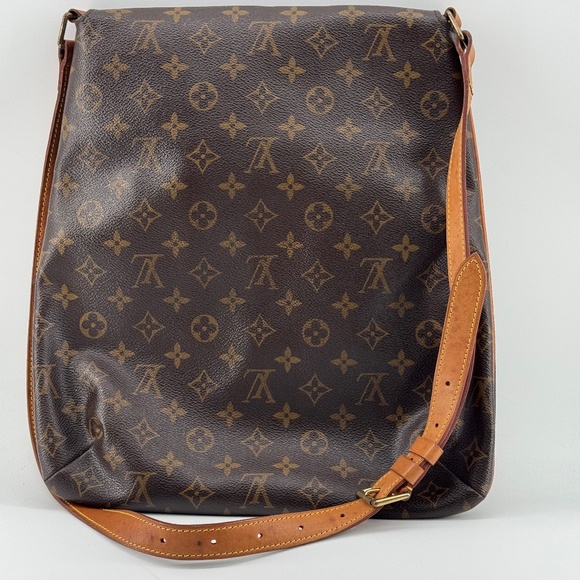 Louis Vuitton Monogram Crossbody Messenger Bag - Picture 1 of 16